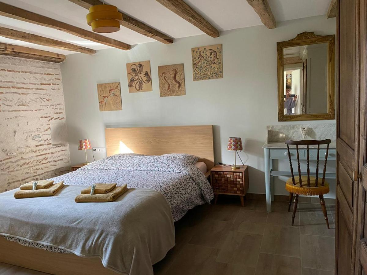 Chez Jan Et Nicole - Gite Toulouse Bed & Breakfast Le Temple-sur-Lot Exterior photo